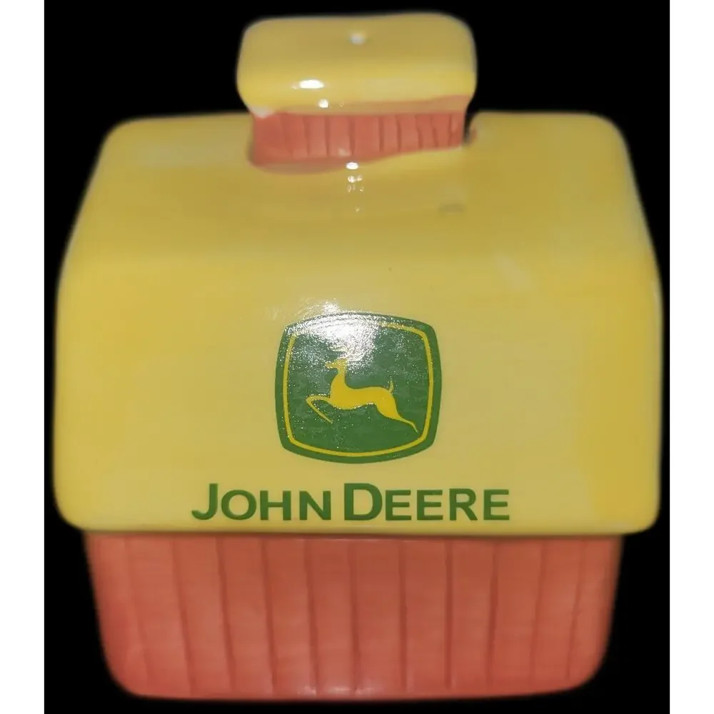 Vtg Ceramic John Deere Salt Pepper Shakers Barn Silo Red Yellow 2002 Orig. Box
